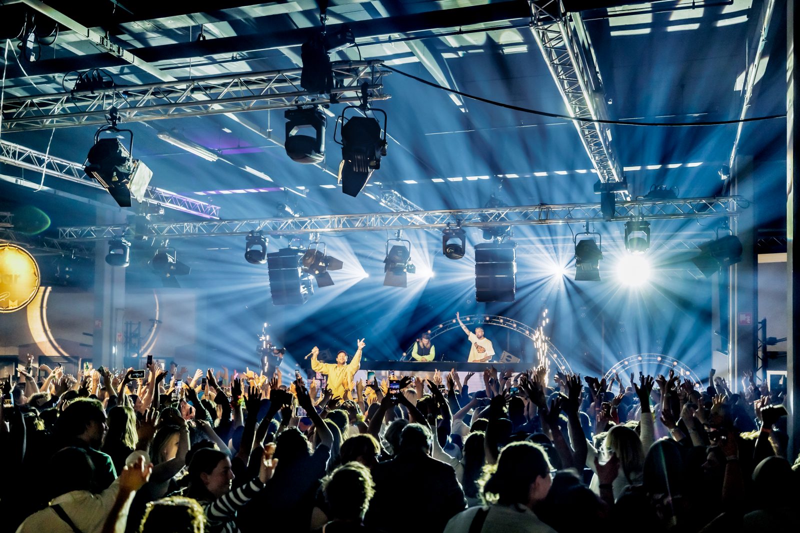 gro-up feest